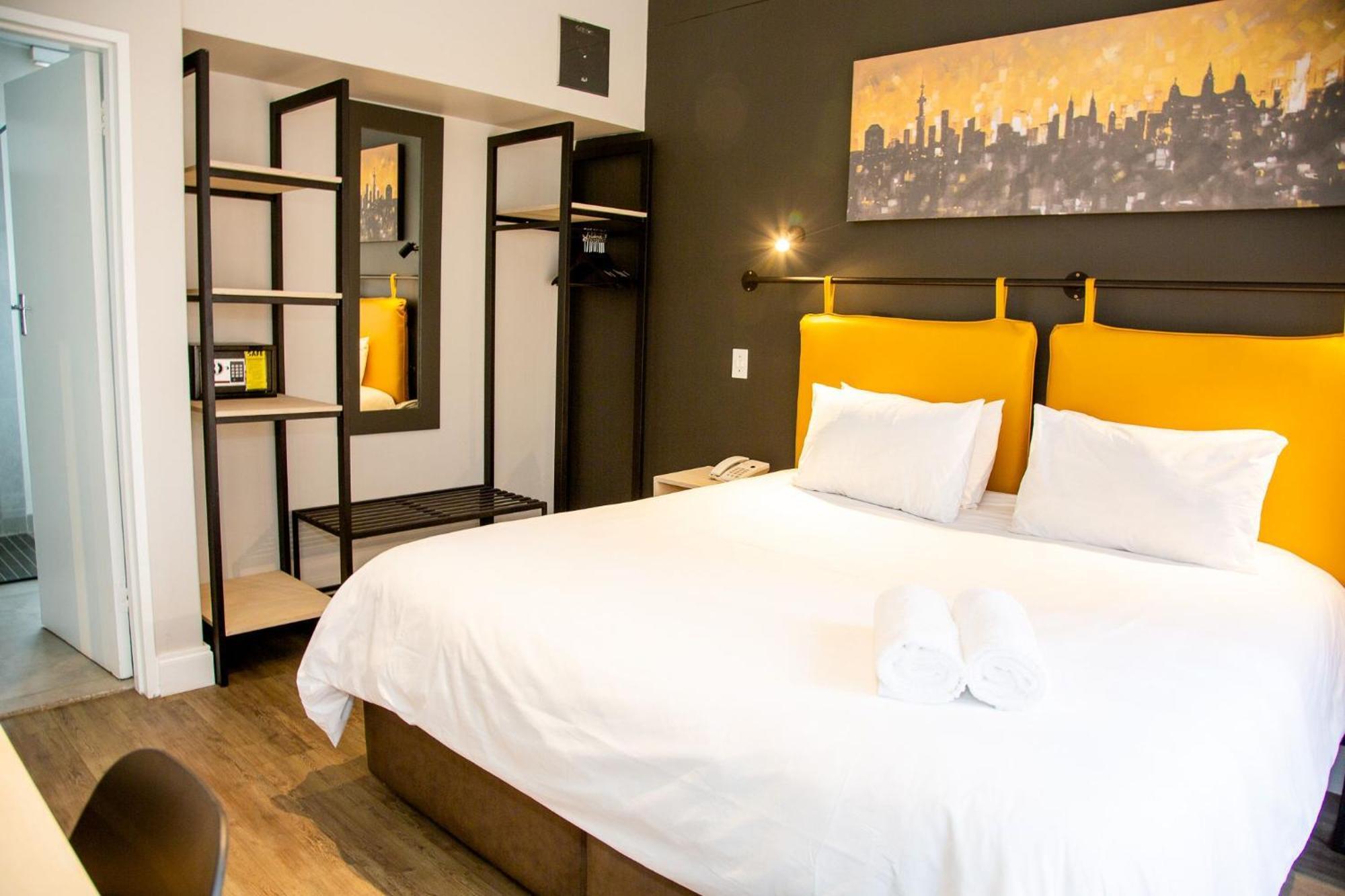 224 & Hotel Pretoria-Noord